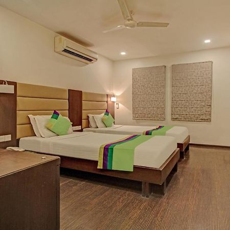 Treebo Trend Hotel Relax Inn Kolkata Exterior photo