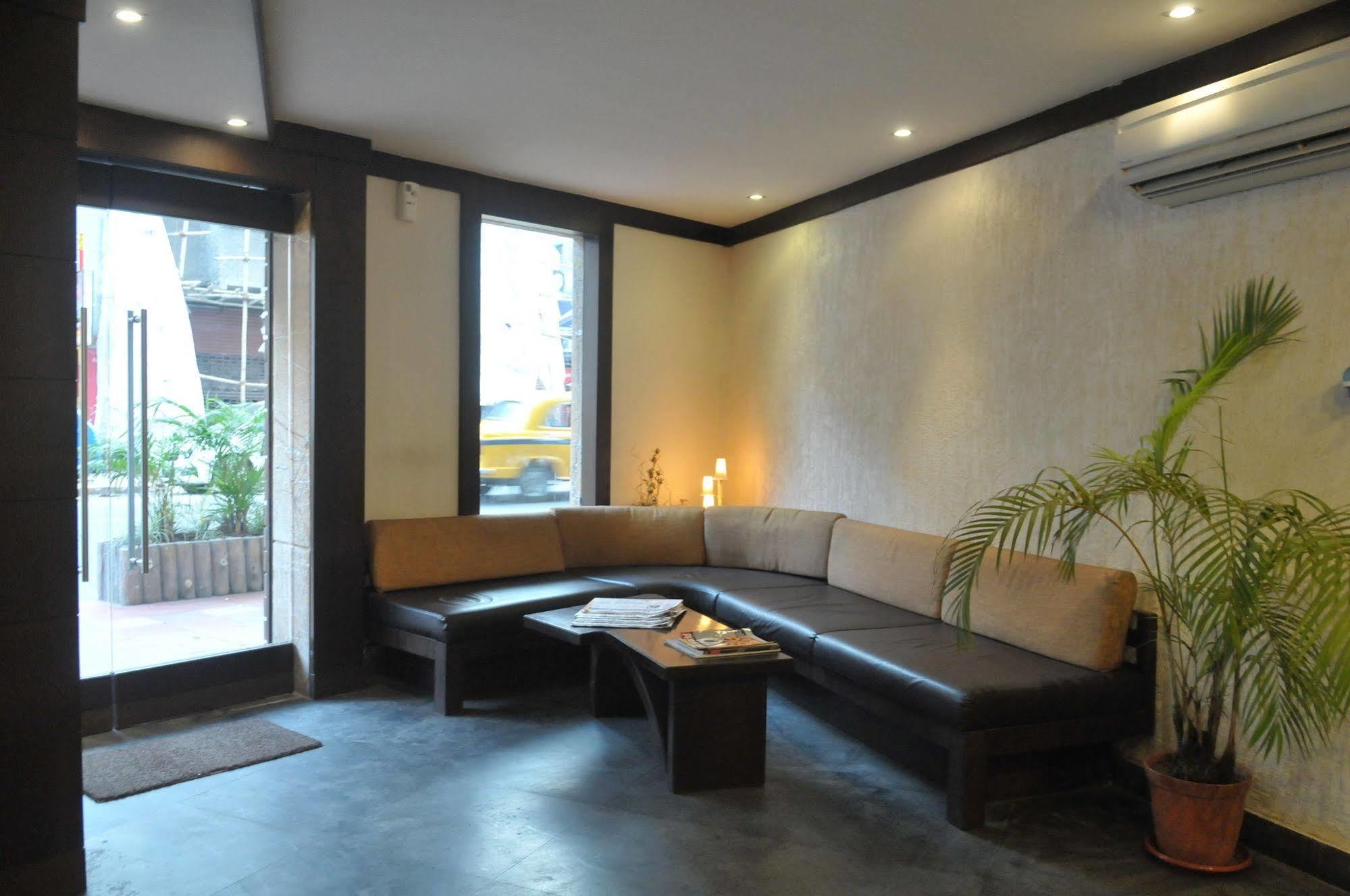 Treebo Trend Hotel Relax Inn Kolkata Exterior photo