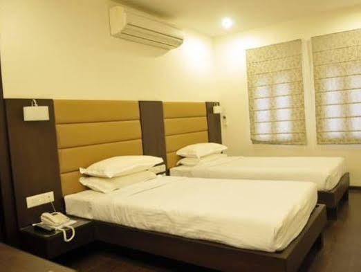 Treebo Trend Hotel Relax Inn Kolkata Exterior photo